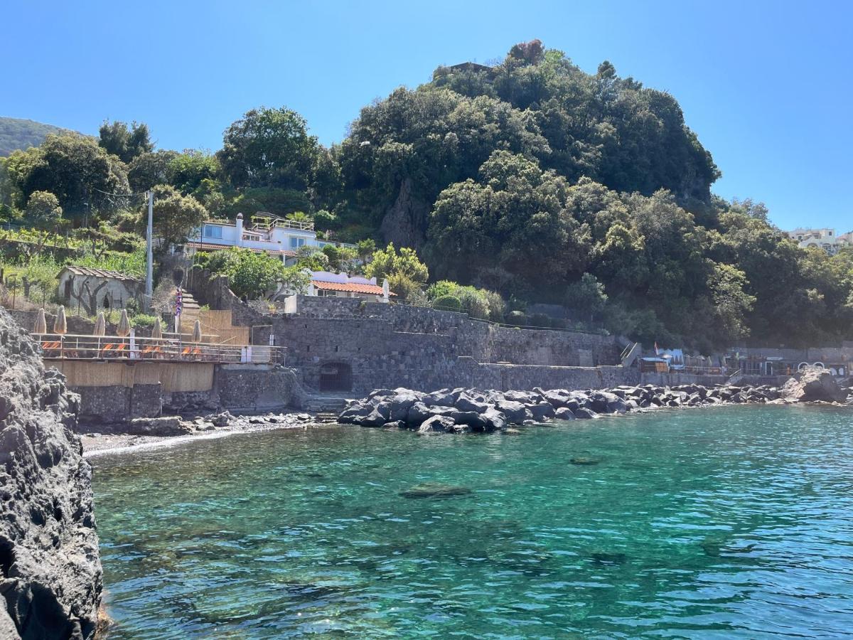 Nelinda Waterfront Accommodation カザミッチョラ・テルメ エクステリア 写真