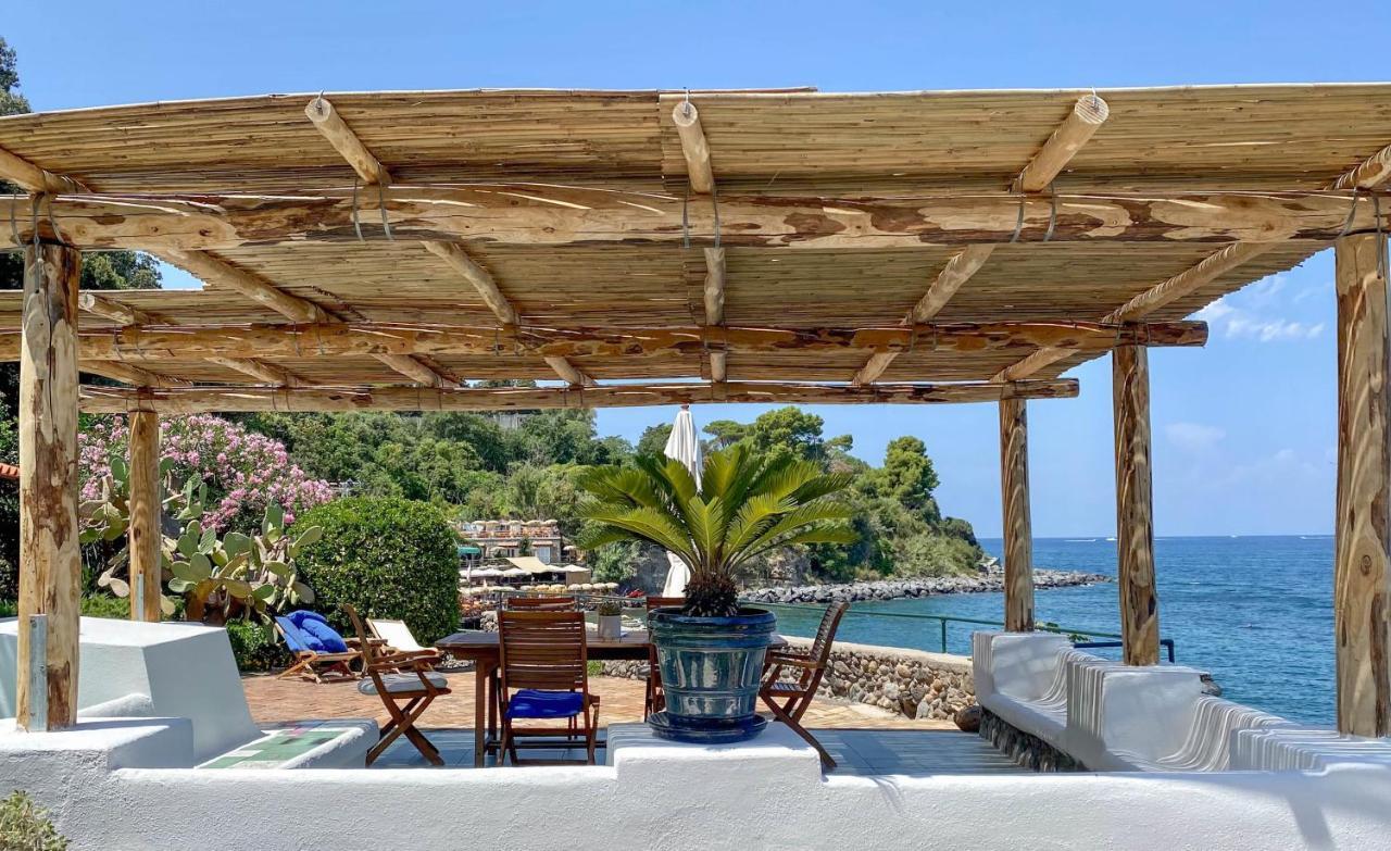 Nelinda Waterfront Accommodation カザミッチョラ・テルメ エクステリア 写真