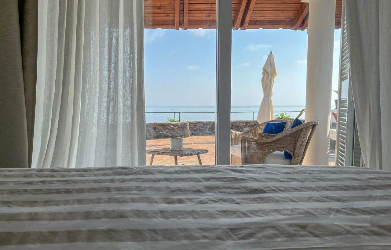 Nelinda Waterfront Accommodation カザミッチョラ・テルメ エクステリア 写真